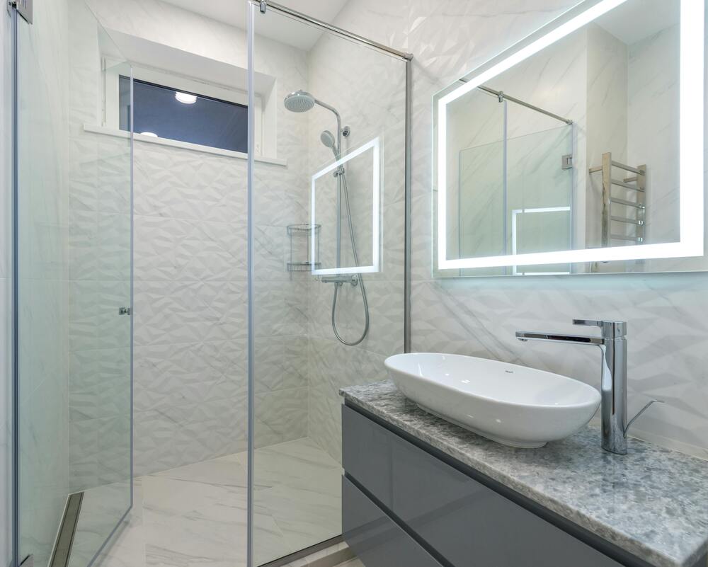 Three-in-a-Row bathroom layout